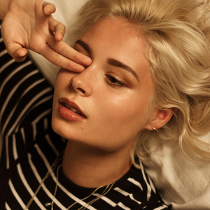 nina nesbitt