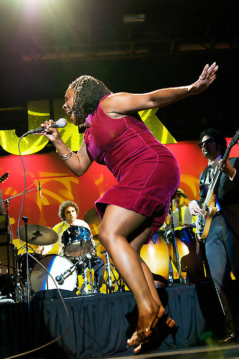 album sharon jones